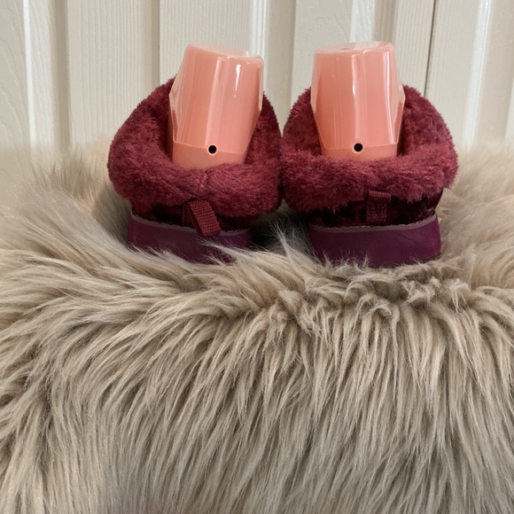 BOBS from Skechers slippers - Picture 4 of 5